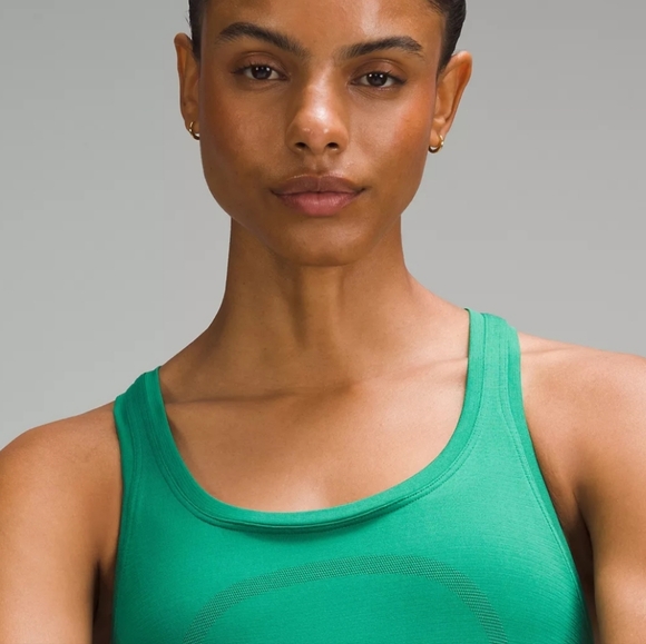 NWT Lululemon Swiftly Tech Racerback Tank Top 2.0, Green, Size 2 - Picture 3 of 8